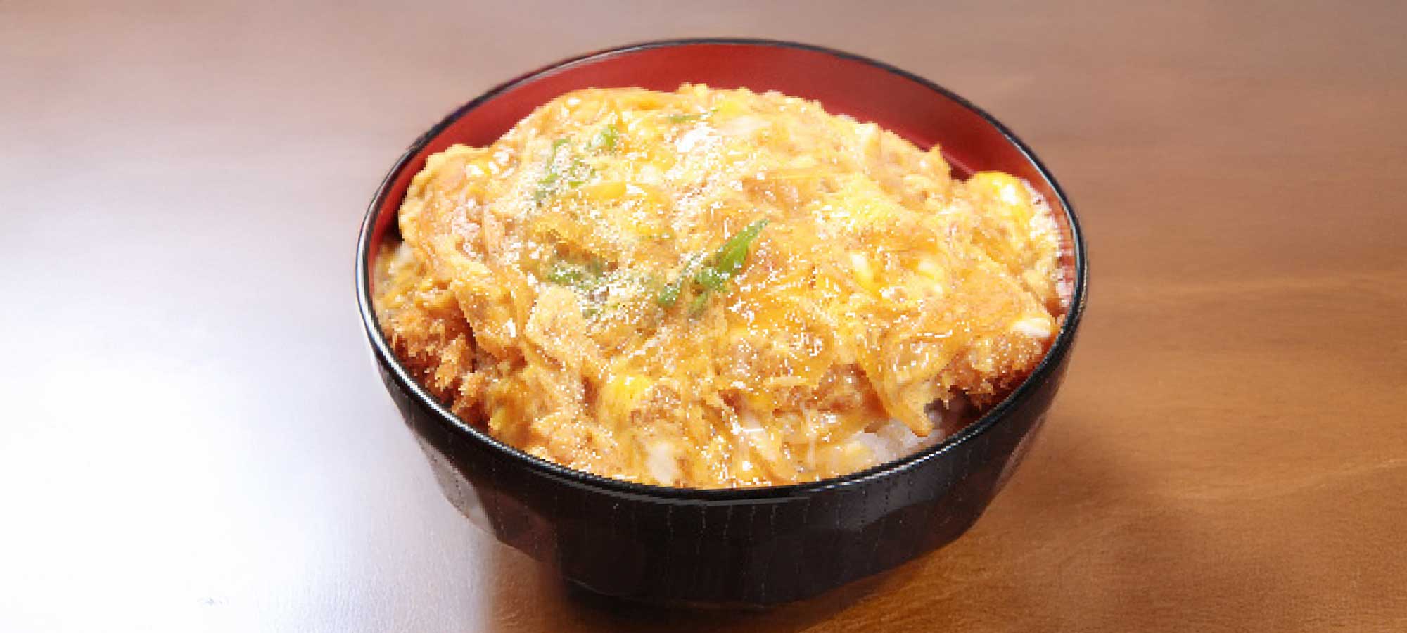 なんなん亭の一番人気、玉子カツ丼